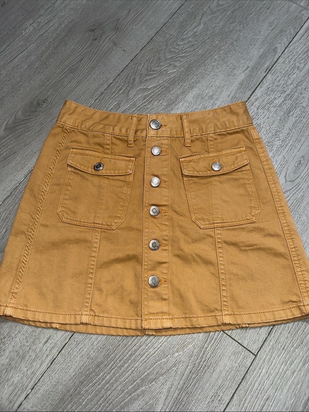 American Eagle Outfitters Mustard Button-Front Mini Skirt size 0